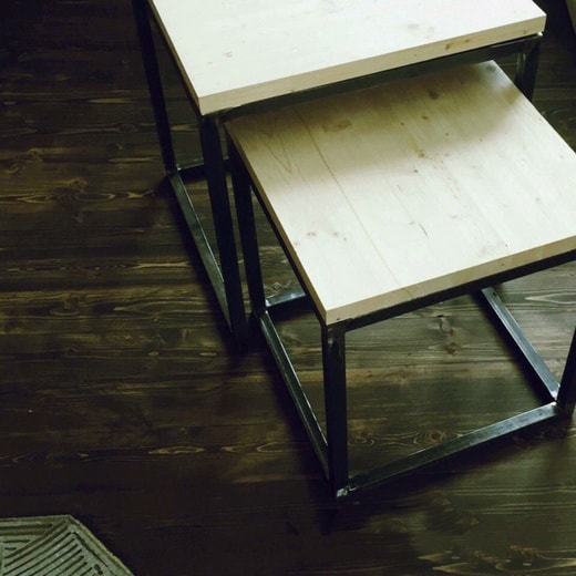 Табуреты в стиле LOFT из массива сосны и профильной трубы.